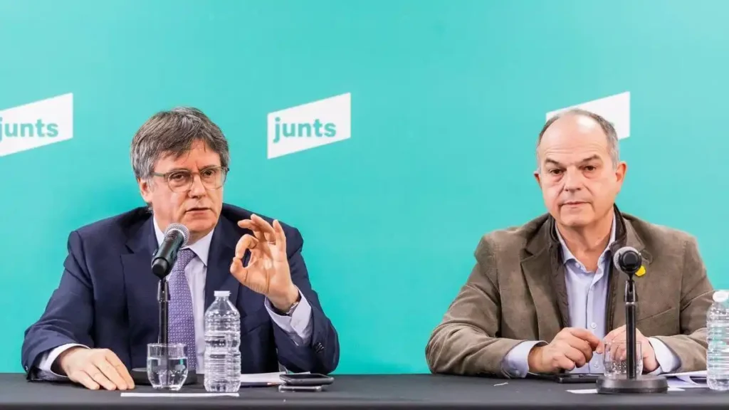 Puigdemont Llama a la Movilización en Medio del Caos Ferroviario en Catalunya