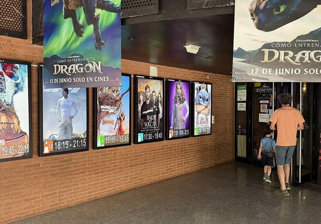 Cine sénior Asturias 2026: entradas a 2 euros los martes para mayores de 65 años