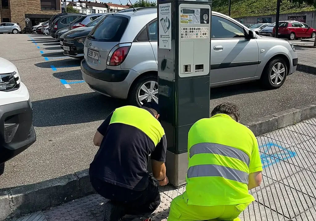 Nuevas tarifas zona azul Siero 2026: 30 minutos gratis y abonos disuasorios